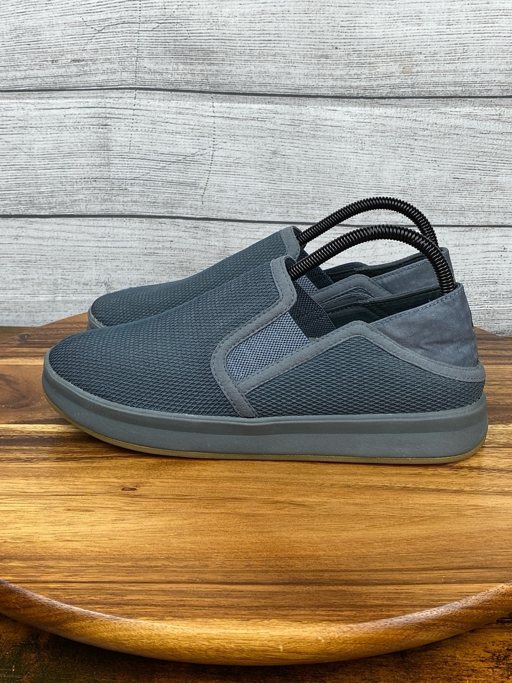 OluKai Ki'ihele Women's Slate Gray Slip On Sneaker Loafer Shoe Size 9 EU 39
